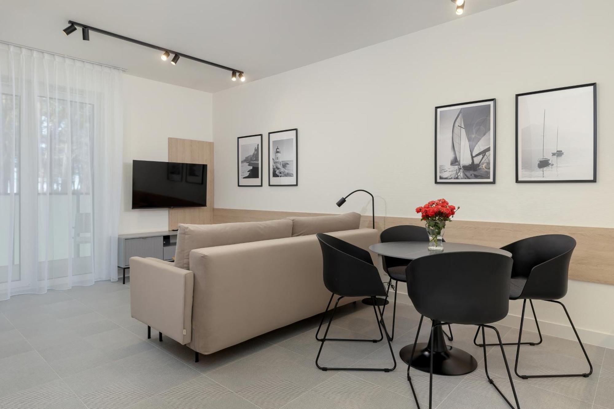 Aparthotel Aquamarina Dabki Marina Invest Exteriér fotografie