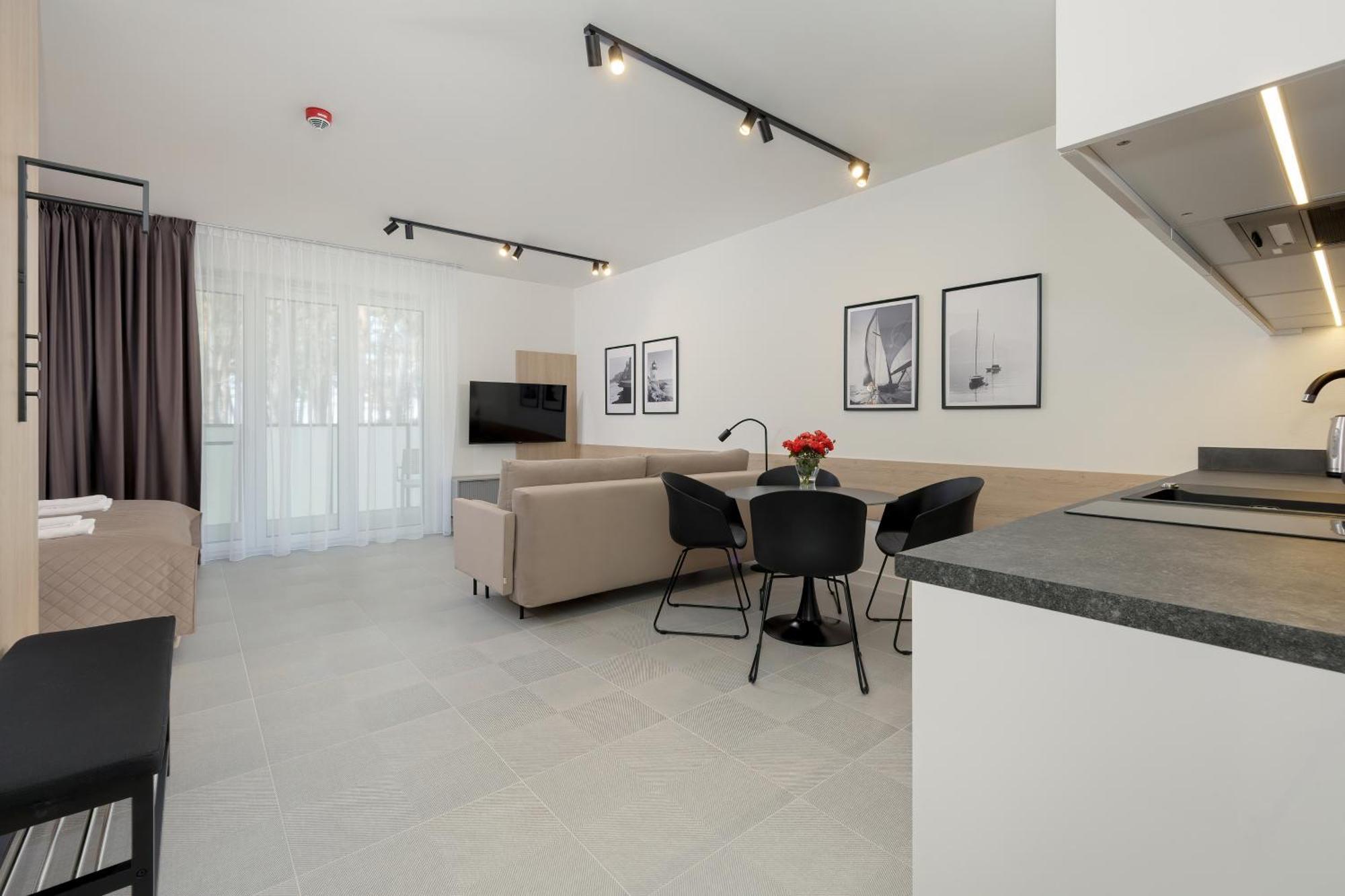 Aparthotel Aquamarina Dabki Marina Invest Exteriér fotografie